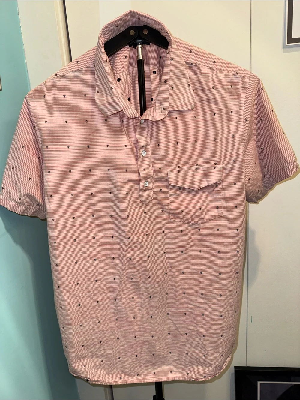 Banana Republic Men L Red Stripe Embroidered Cotton Short Sleeve Shirt